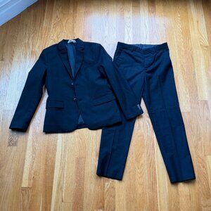 H&M Boys Suit Size 14 (Age 11-12)